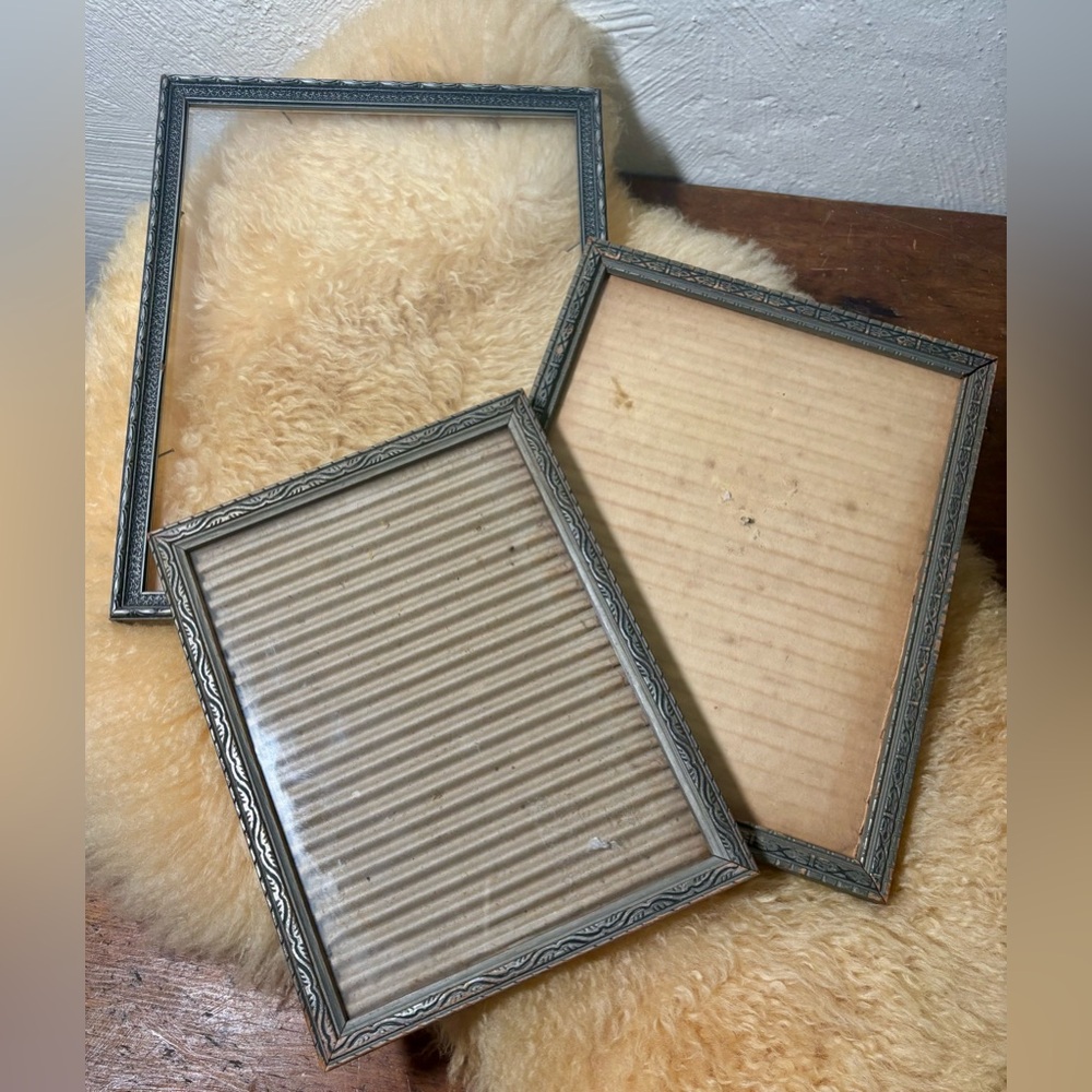 Vintage Ornate Metal Picture Frames in Cream and Silver - Set of 3